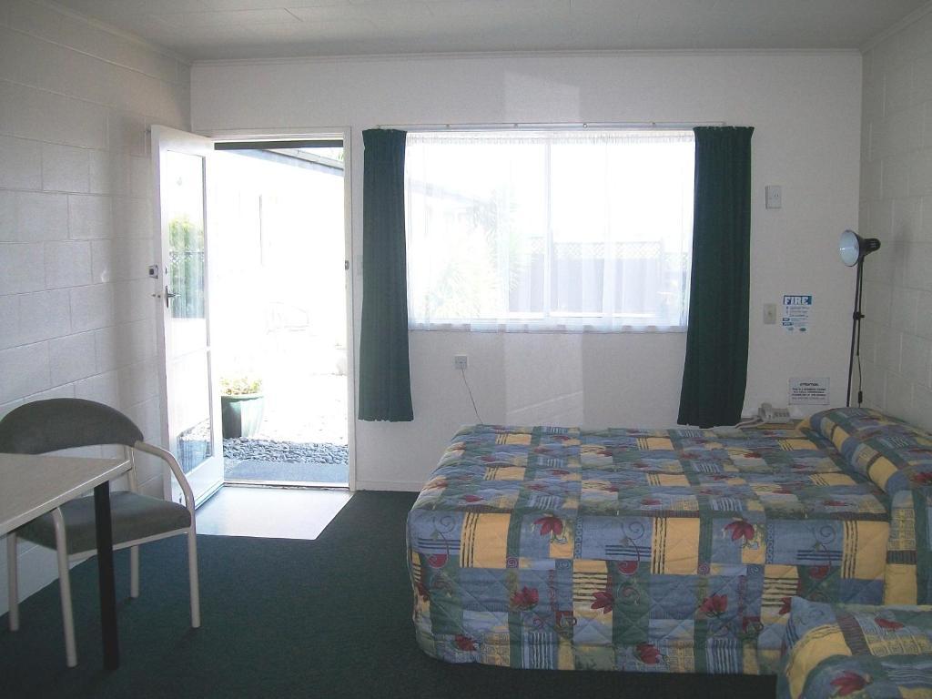 Cedar Court Motel Нейпиър Екстериор снимка