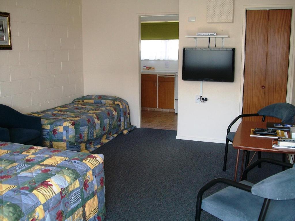 Cedar Court Motel Нейпиър Екстериор снимка